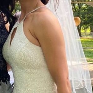 Wedding dress / bridal dress with crown and veil